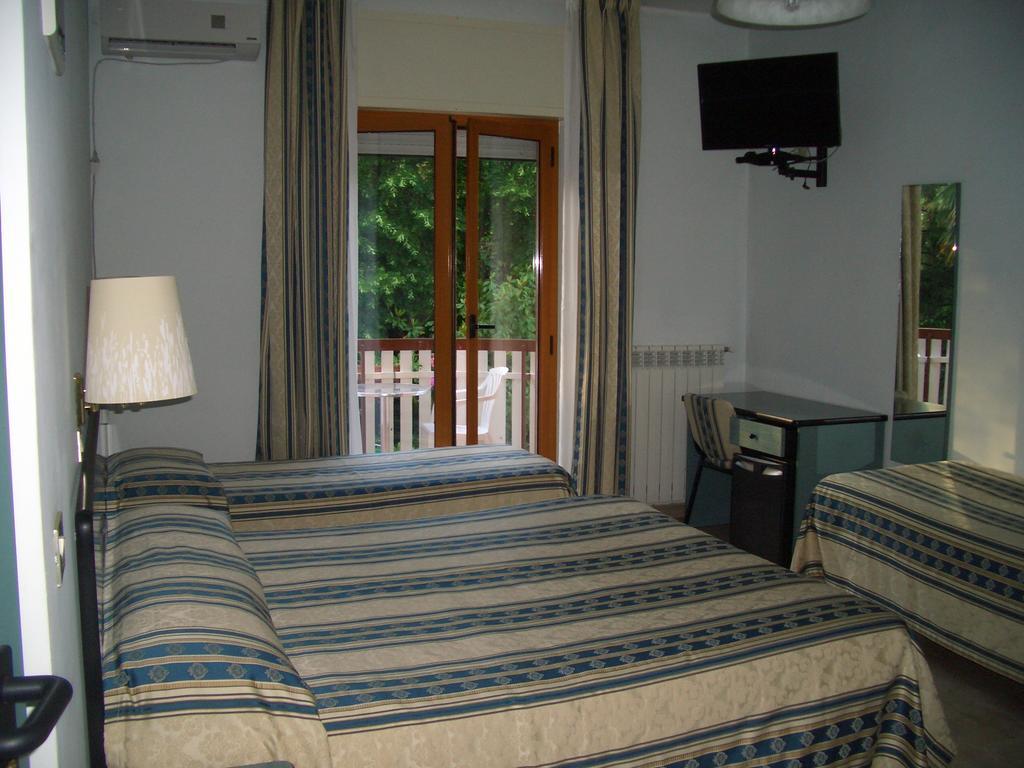 King Hotel Fiuggi Exterior foto